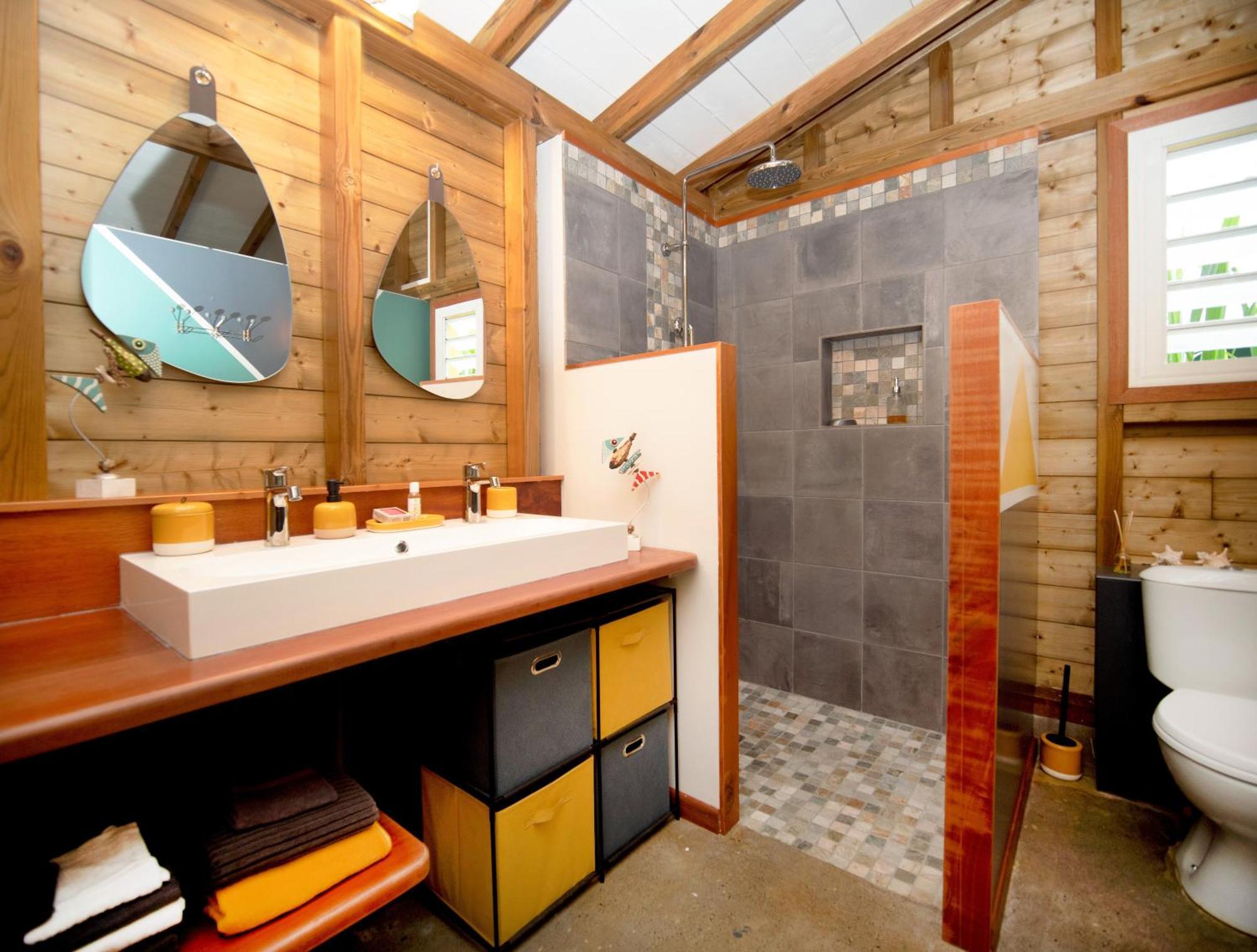 Bungalows Ti Lodge Martinique - Pres De La Plage Avec Jacuzzi Prive Sainte-Luce Exterior photo