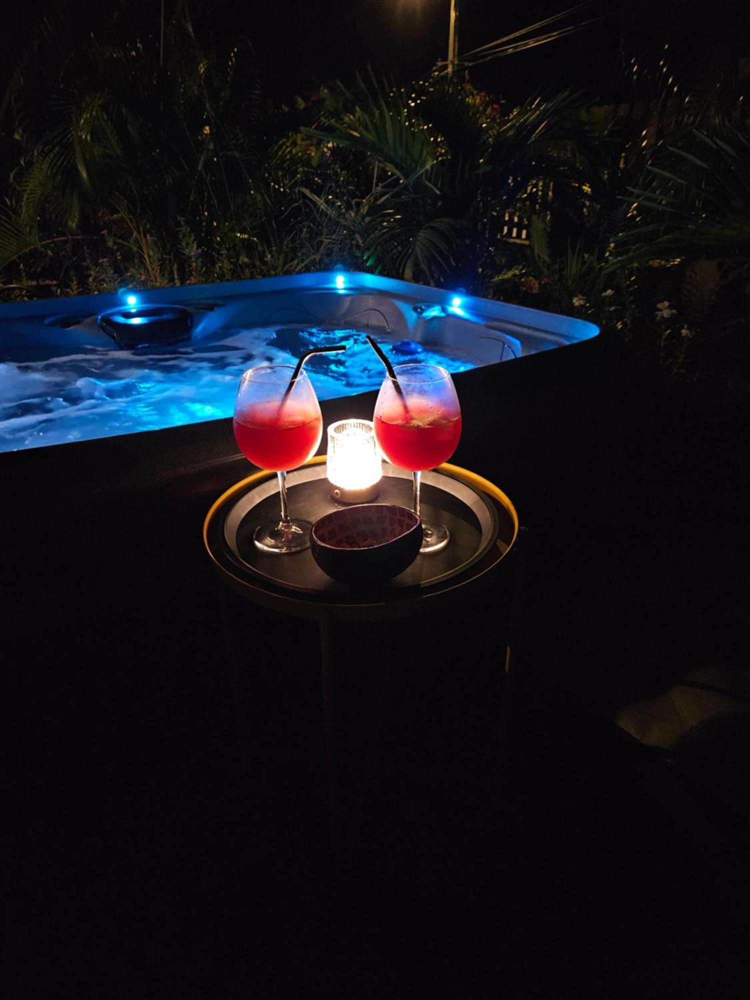 Bungalows Ti Lodge Martinique - Pres De La Plage Avec Jacuzzi Prive Sainte-Luce Exterior photo